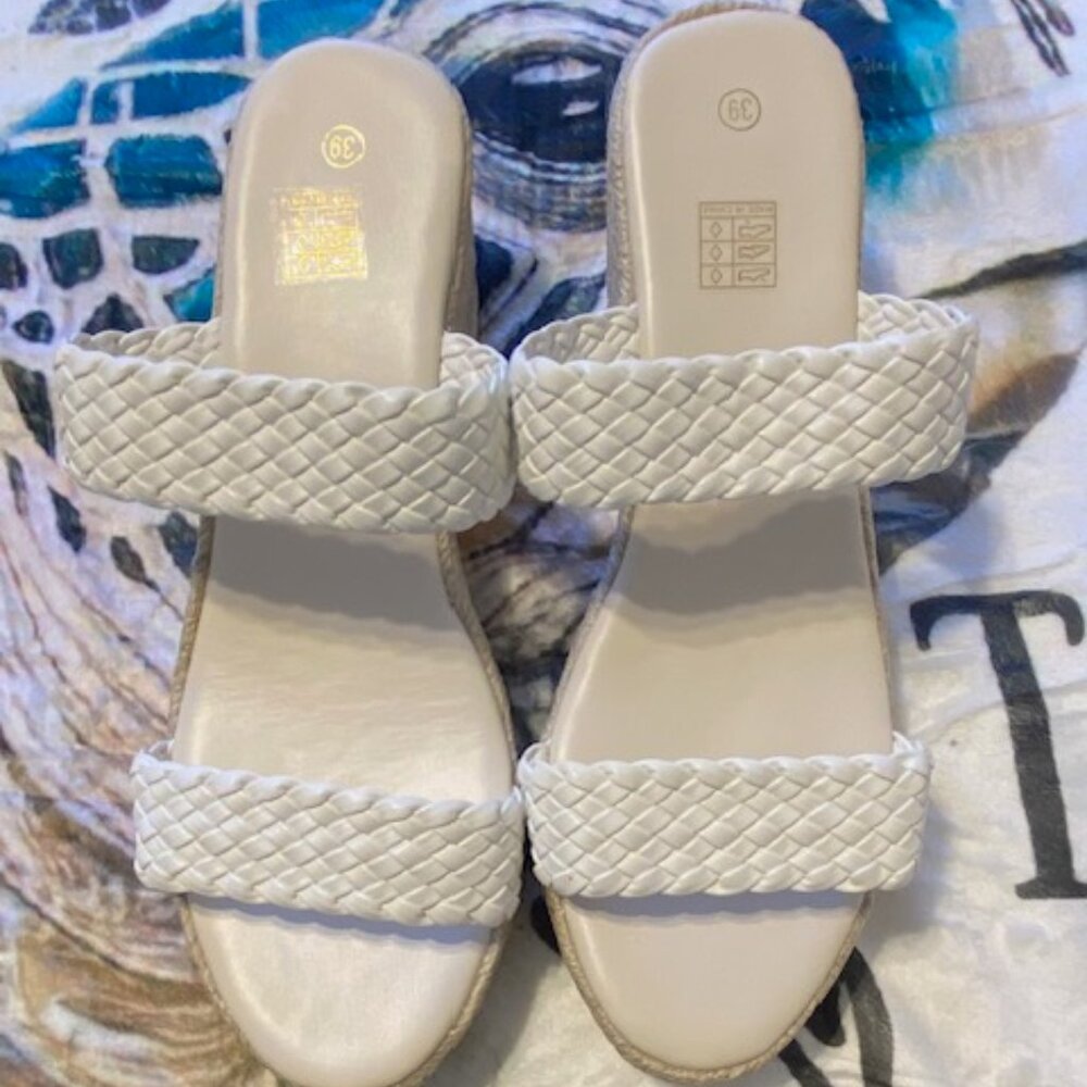 Women’s Woven Strap Slip-On Platform Sandals, Size 8 (EU 39), White - Picture 2 of 4